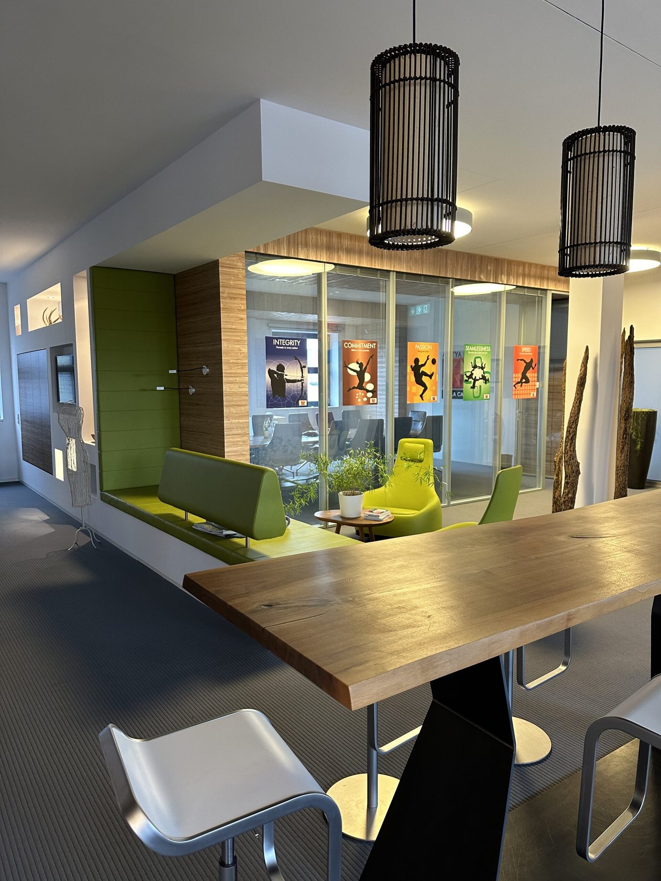 Bürorenovierung in der List – Bild 5